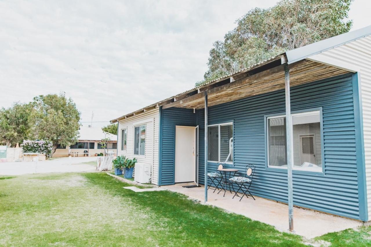 Dongara Hotel Motel Exterior foto